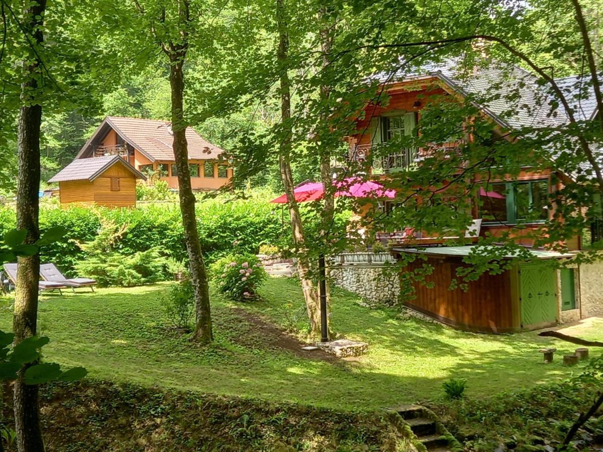 Villa Kuca Za Odmor Uz Rijeku Slapnica, U Parku Prirode Zumberak, Finska Sauna I Jacuzzi Krasic Exterior foto